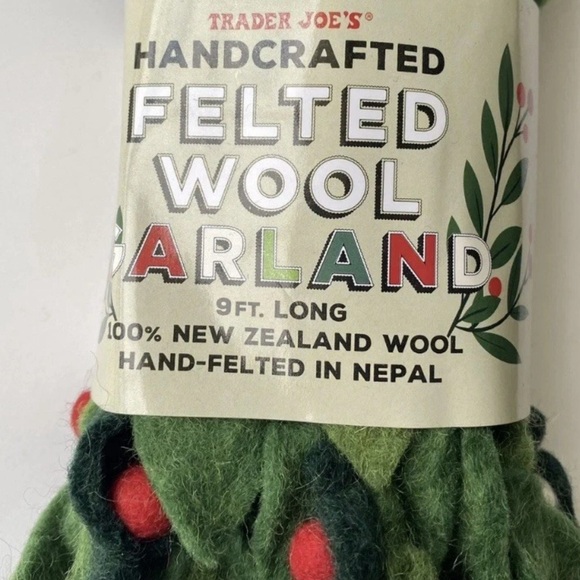 Trader Joe’s Felted Wool Handcrafted Garland Red White Green 9ft Christmas - Picture 2 of 3